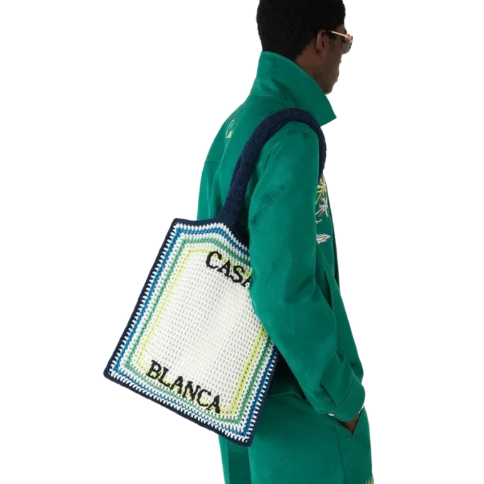 Bolso de ganchillo a rayas