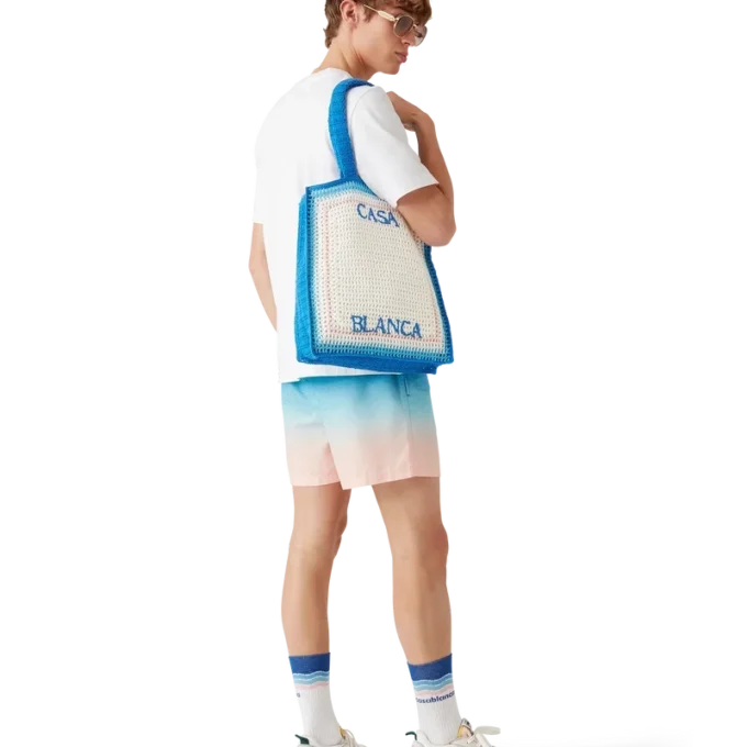 Bolso de ganchillo a rayas