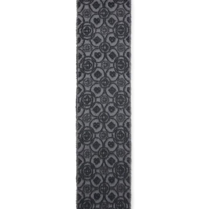 Bufanda de mohair con monograma y textura mullida