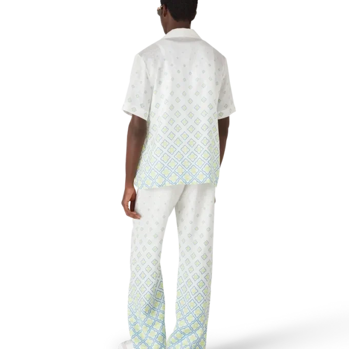 Camisa de lino de manga corta con monograma degradado