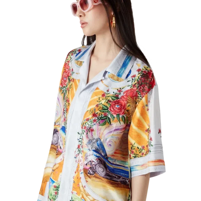 Camisa de seda de manga corta La Tornade De Rose en pantalón corto Camisa de seda de manga corta La Tornade De Rose en pantalón corto