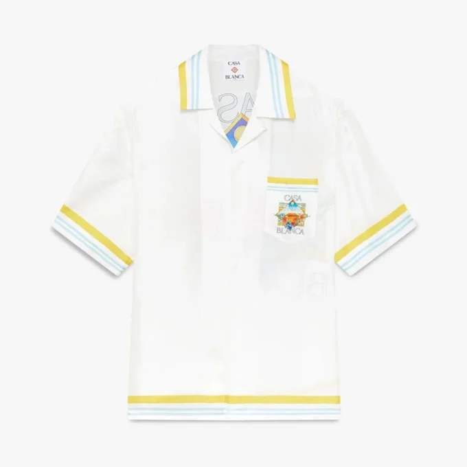 Camisa de seda de pantalón corto con paisaje de tenis en blanco