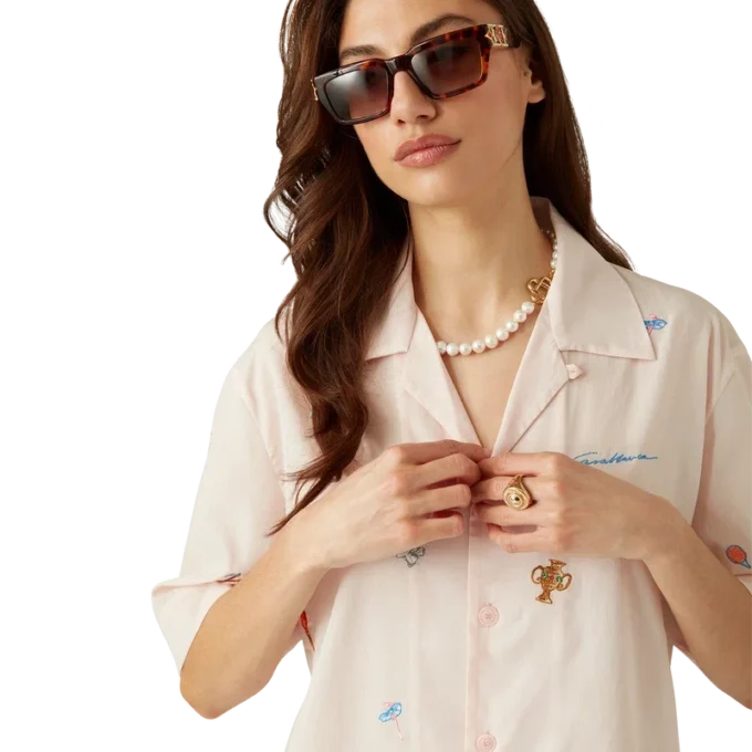 Camisas con motivo bordado