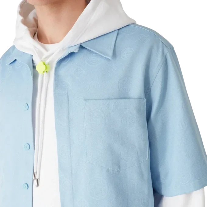 Camisas de manga corta con monograma azul claro