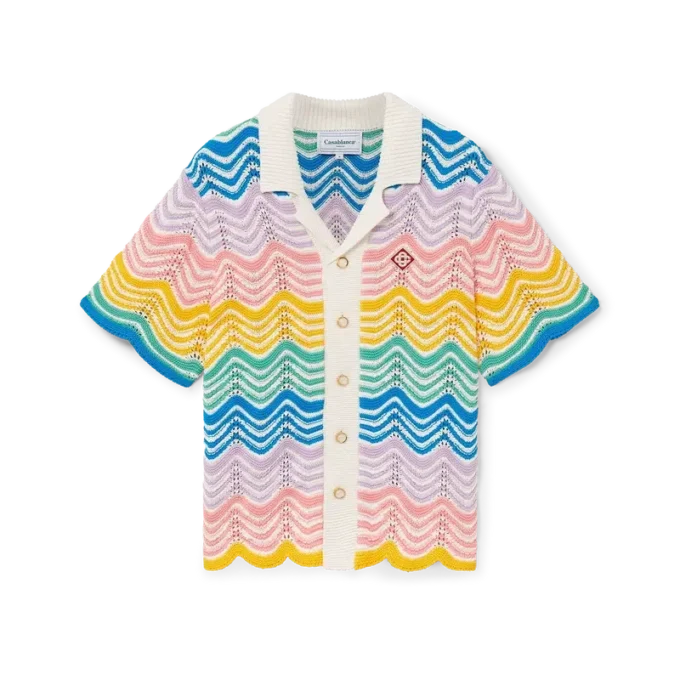 Camisas de punto con diseño de ondas degradadas