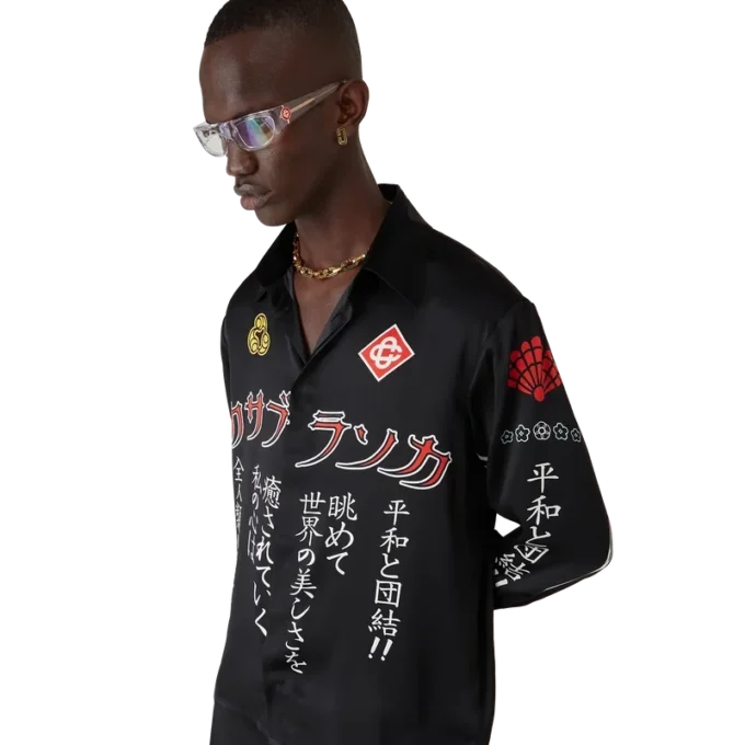 Camisas de satén de seda de manga larga con emblema