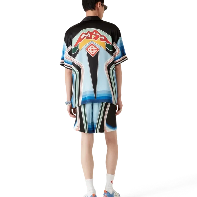 Camisas de seda de manga corta Graphic Mountain