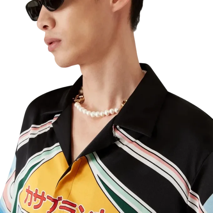 Camisas de seda de manga corta Graphic Mountain