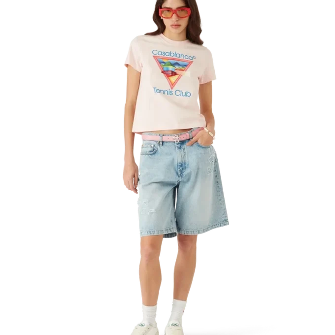 Camiseta con el icono del club de tenis