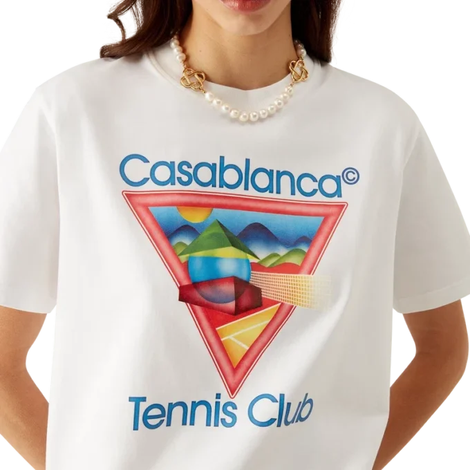 Camiseta con el icono del club de tenis