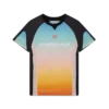 Camiseta de fútbol con degradado pastel