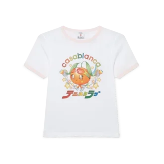 Camiseta de manga corta con cuello redondo y mascota naranja en pantalones cortos