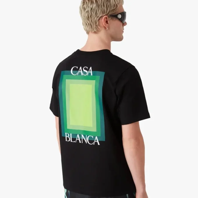 Camiseta de manga corta con logotipo cuadrado