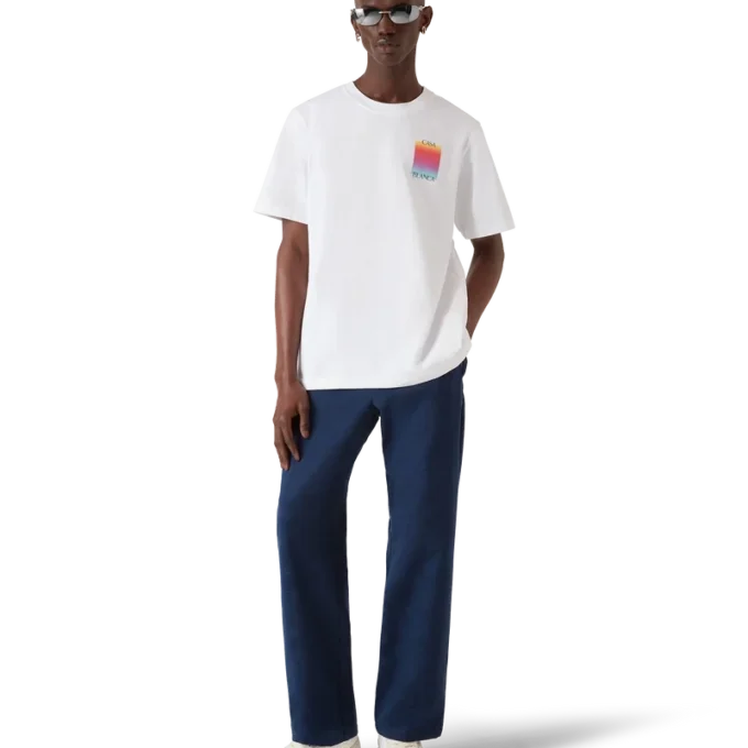 Camiseta de manga corta con logotipo cuadrado degradado