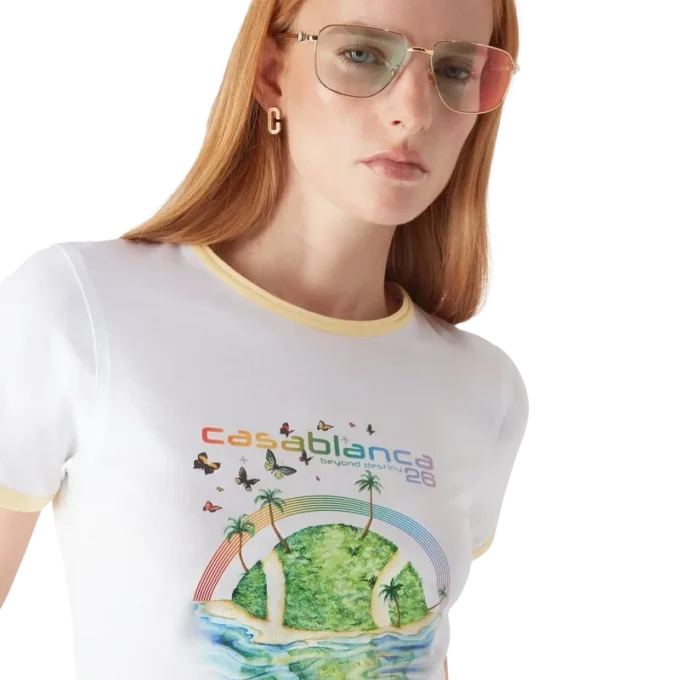 Camiseta de manga corta y corte largo Beyond Destiny con pantalones cortos