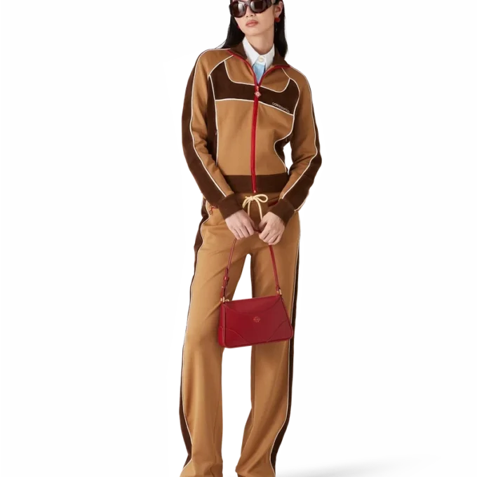 Chaqueta deportiva con paneles de chenilla