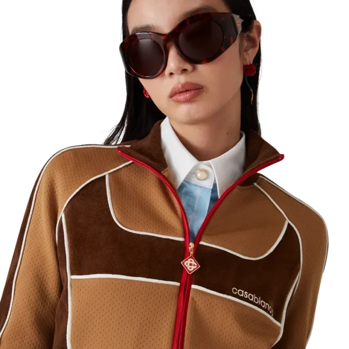 Chaqueta deportiva con paneles de chenilla