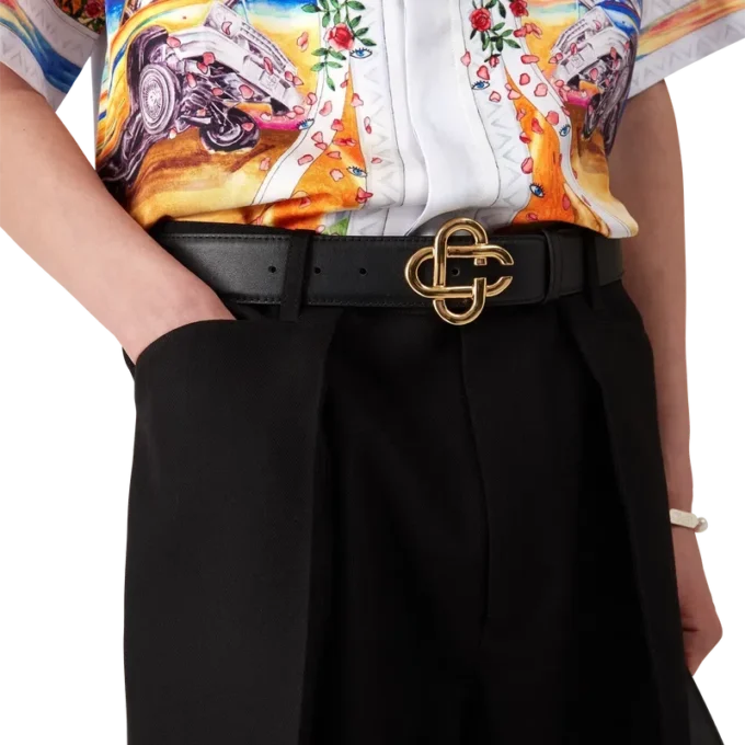 Cinturón con logotipo CC negro