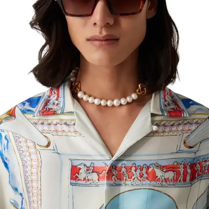 Collar con logotipo de perla mediana