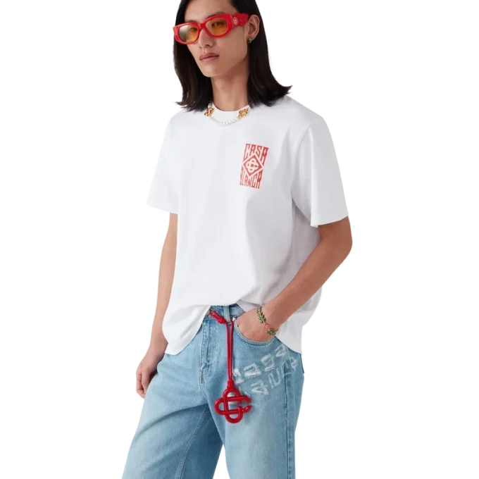 Dije con el logotipo CC