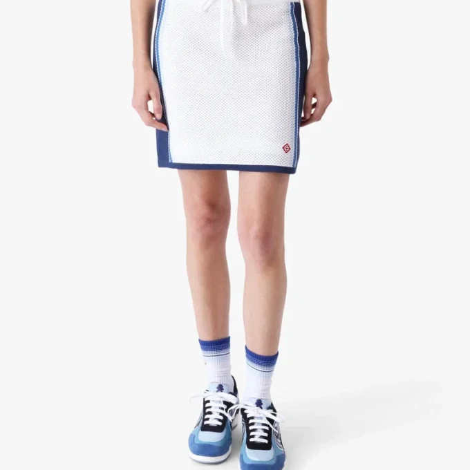 Falda de malla a rayas blancas y azules Falda de malla a rayas blancas y azules