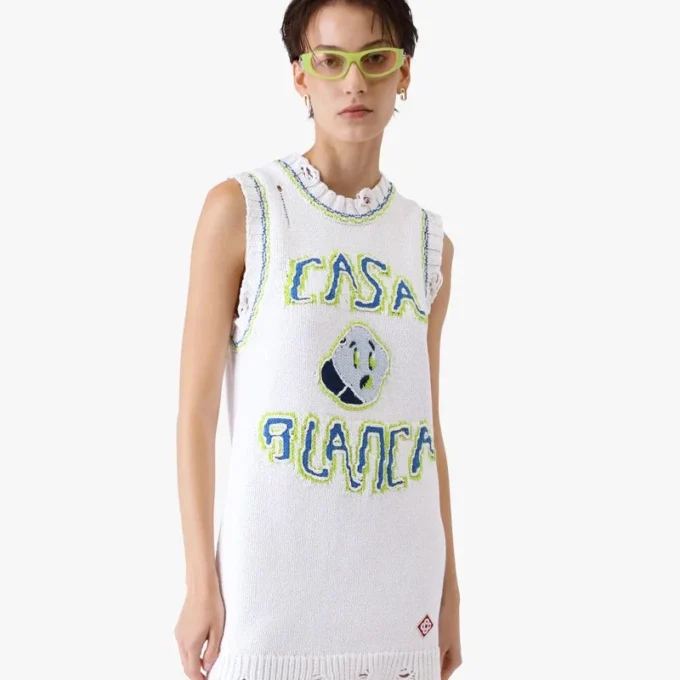 Mini vestido sin mangas blanco tejido a mano