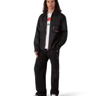 Pantalones cargo de nylon con estampado de camuflaje de montaña