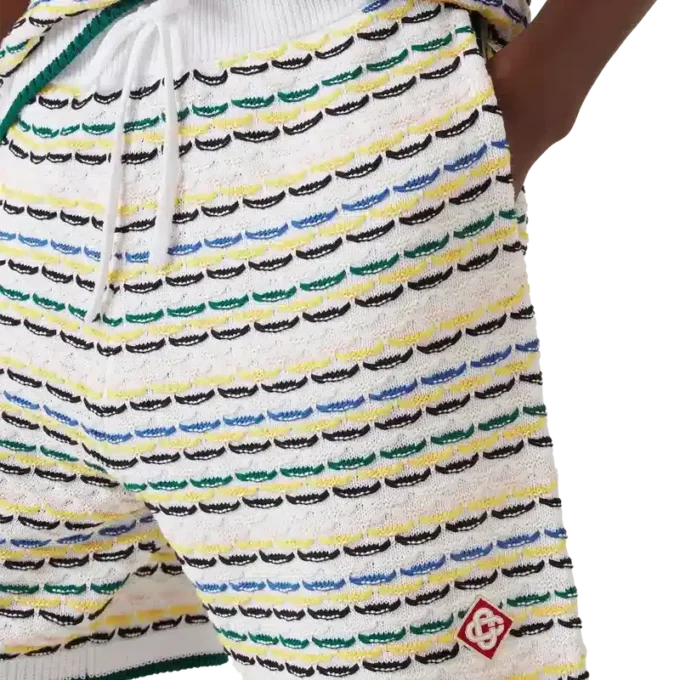 Pantalones cortos con costura plisada