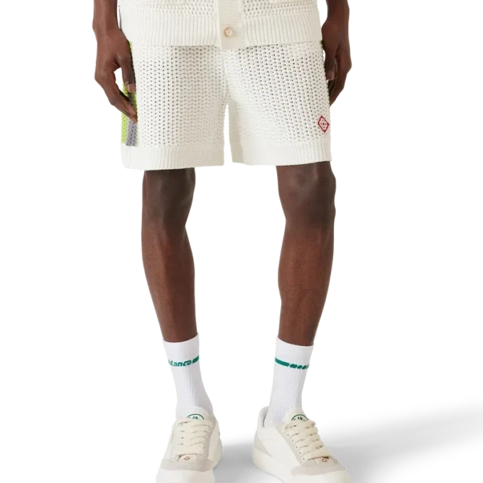 Pantalones cortos de ganchillo a rayas