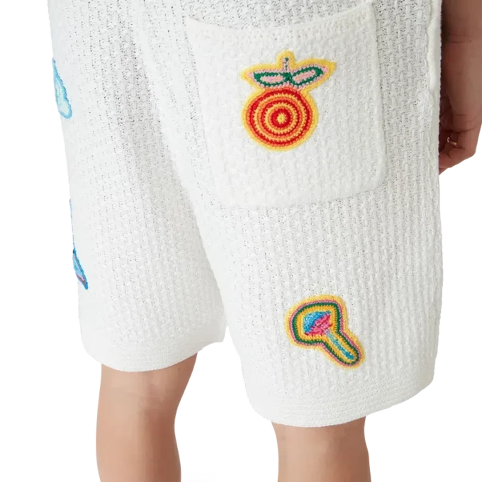 Pantalones cortos de ganchillo con motivos