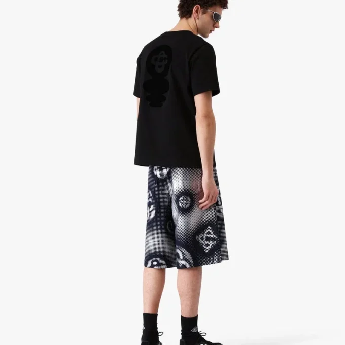 Pantalones cortos de mezclilla con monograma nacarado