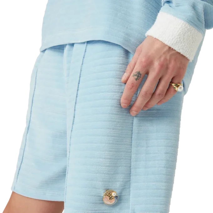 Pantalones cortos de rayas de terciopelo Pantalones cortos de rayas de terciopelo