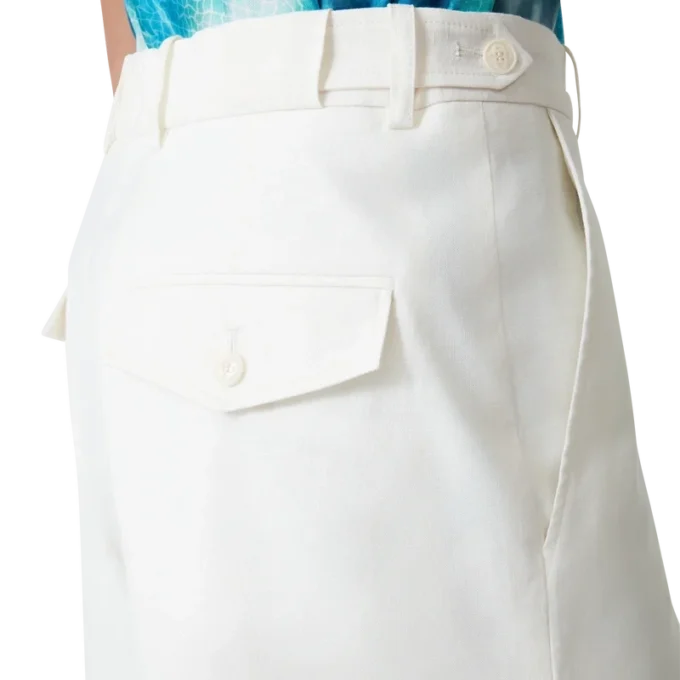 Pantalones cortos plisados de lino