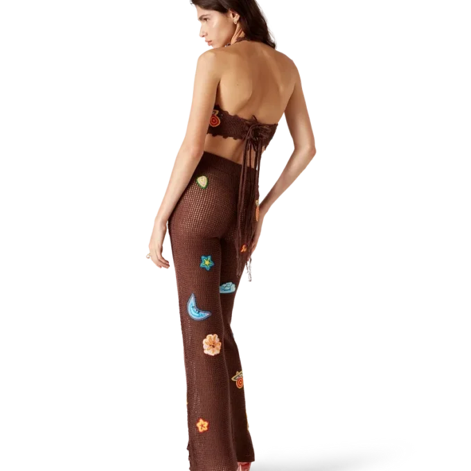 Pantalones de ganchillo con motivos