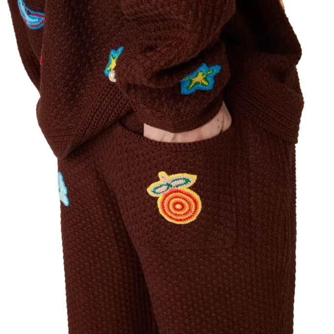 Pantalones de ganchillo con motivos