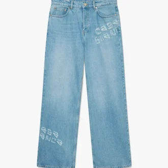 Pantalones de mezclilla desgastados con grafitis