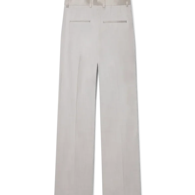 Pantalones de sastrería de corte holgado