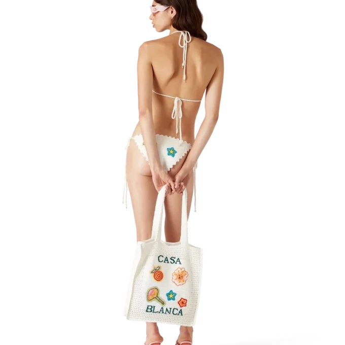 Top de bikini de ganchillo con motivos