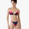 Top de bikini triangular con degradado en color berenjena