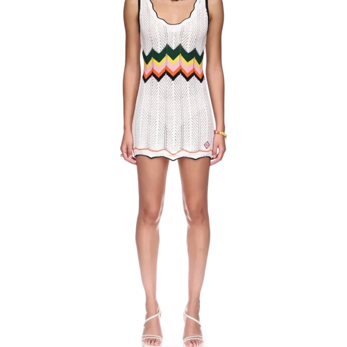 Vestido de encaje con diseño en chevron