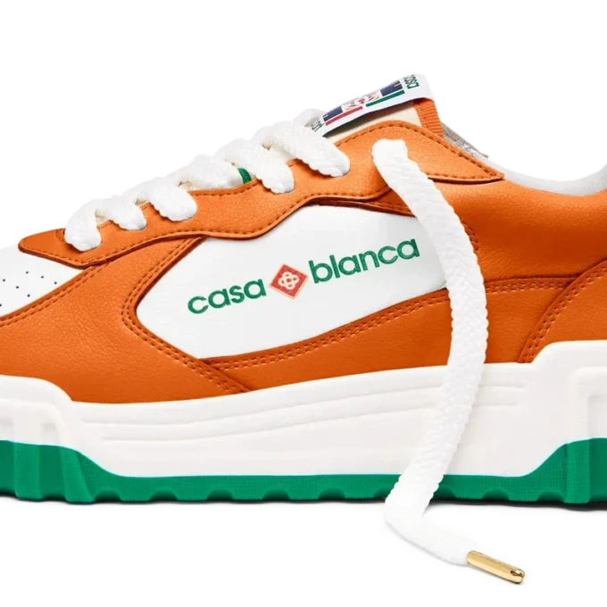 Zapatillas Court para mujer en naranja y blanco