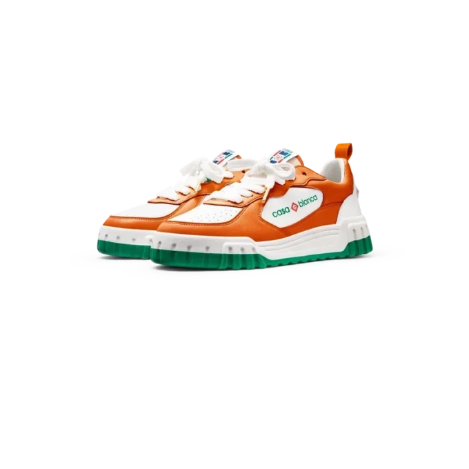 Zapatillas Court para mujer en naranja y blanco
